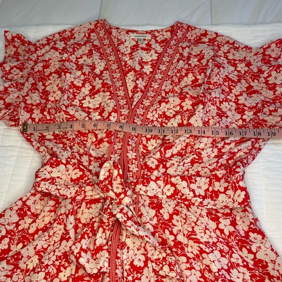 Max Studio Floral Red Women's Top Size Large - Picture 7 of 12